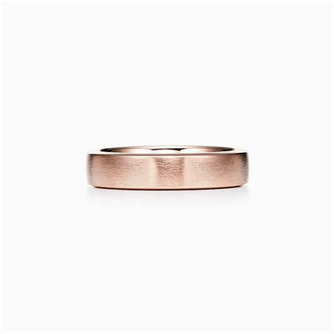 Tiffany Essential Rose Gold Wedding Bands | Tiffany & Co.