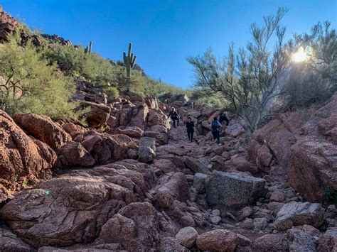 Hiking Camelback Mountain via the Echo Canyon Trail - SoCal Hiker