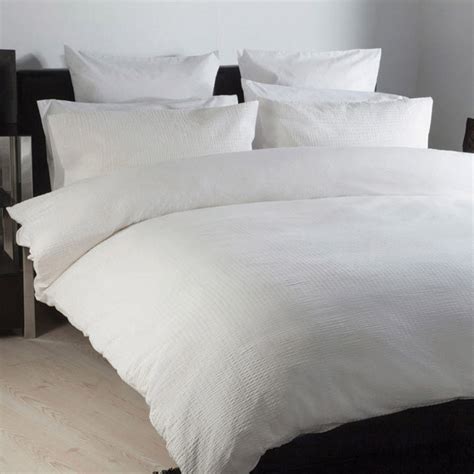 Serene Lincoln Super King White Duvet Set Wilko