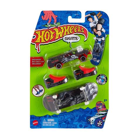 Hot Wheels Skate Collector Fingerboard And Vehicle Pack Mix Random Set Of