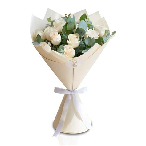 White Roses Bouquet Delivery Abu Dhabi | Send white Roses Online