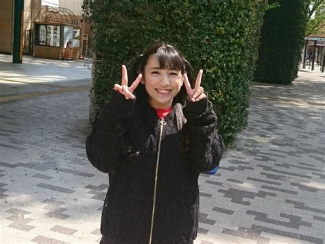 T Hot Girl Nh M C V Th Nh V T C B P C G I Nh T V N C Gi I Tr Y U M N Cu Ng Nhi T