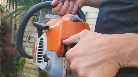 Comment démarrer une tronçonneuse Stihl starter mise en route et