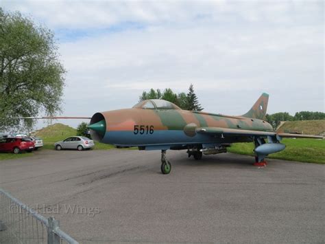 Pin auf Planes - Sukhoi Su-7 Fitter