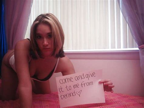 Girls Holding Signs Porn Pic