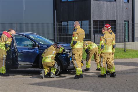 Fotonieuws Auto Ramt Gevel Van Bedrijfspand In Dokkum W Ldnet