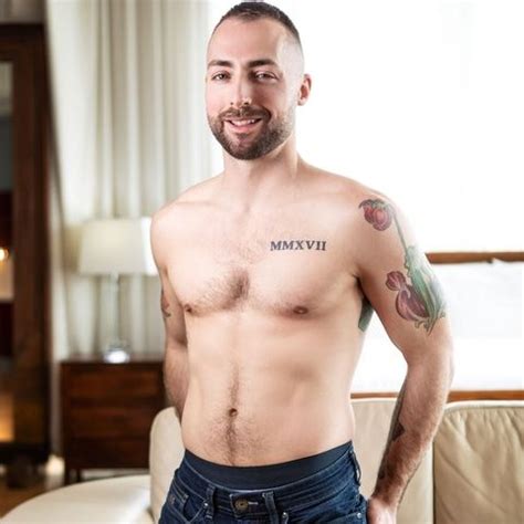 Stars du porno gay de Canada vidéos porno gay gratuites au format xHamster