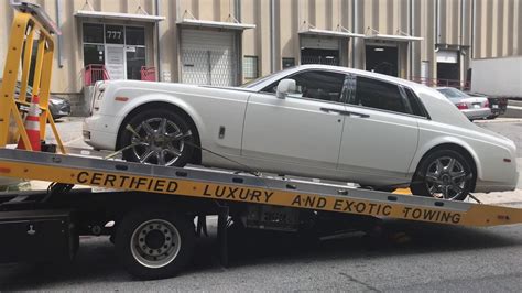 Tow Atlanta Loading A 2015 Rolls Royce Phantom YouTube