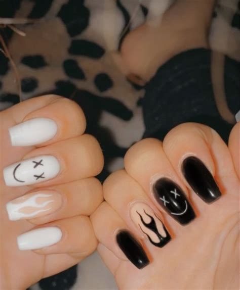 7 X Smiley Face Nails For You Csdexz