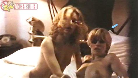 Naked Bárbara Rey in Porco mondo