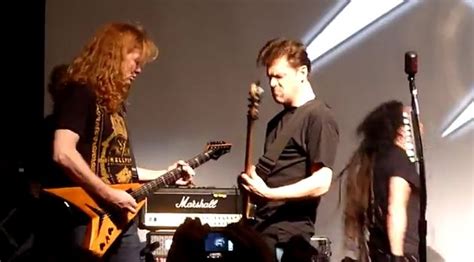 Video: Dave Mustaine Joins Metallica for Five Songs at Final 30th Anniversary Show | Guitar World