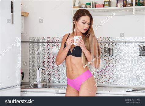 Beautiful Girl Sexy Fitness Blonde Posing Stock Photo 761311504 Shutterstock