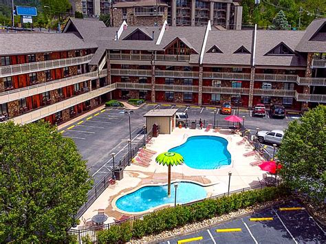 The 6 best Motels in Gatlinburg - Kate Varga's Guide 2023