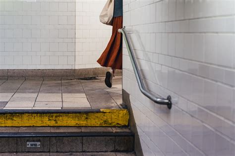The Story Behind This Viral Invisible Girl Photo by Laura Williams