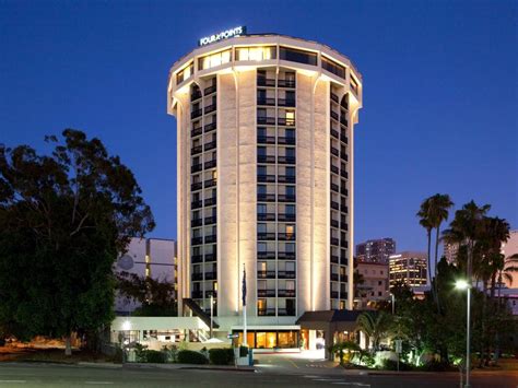 Four Points By Sheraton San Diego Downtown Little Italy In San Diego Ca Room Deals Photos