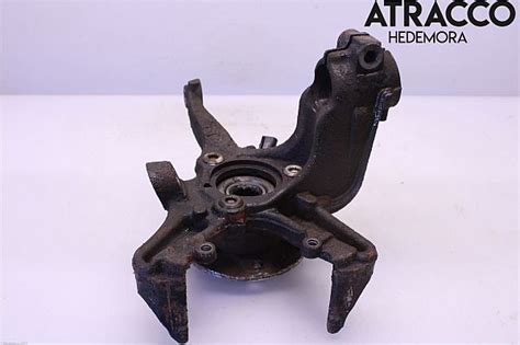 1K0407621E : Asschenkel / Wielnaaf voor - Autoparts24