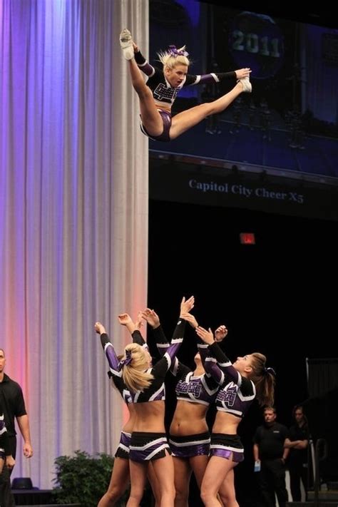 Toe Touch Basket Toss Cheerleading Pictures Cheerleading Dance