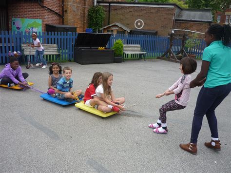 Nursery And Private School In Bedfordshire Polam School