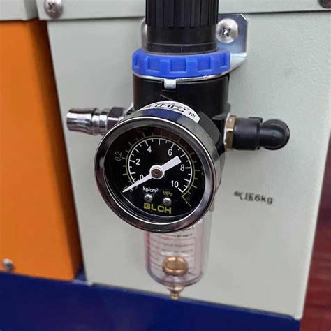 Hot Melt Glue Adhesive Machine For Diapers Sanitary Towel Express