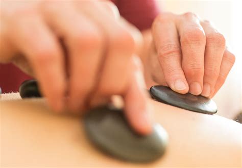 Hot Stone Massage Im MarienBad