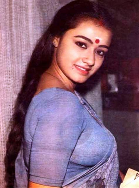 Vintage Mallu Actress Hot In Tight Blouse Collection