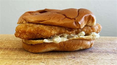 Popeyes' Flounder Fish Sandwich Review: We're Sad We Can't Get It Year ...