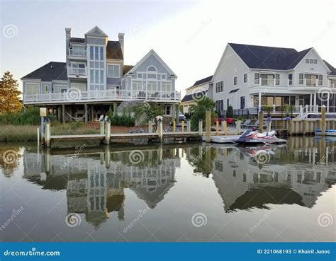 Beautiful Modern Waterfront Homes By The Bay Near Rehoboth Beach