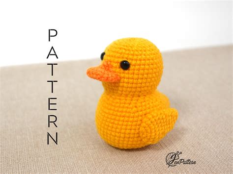 Yellow rubber duck crochet PATTERN Amigurumi ducky tutorial | Etsy