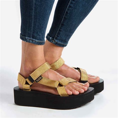 Womens Flatform Universal Sandal Teva® Flatform Sandals Womens Sandals Teva Flatform