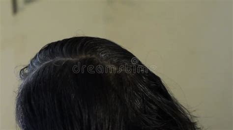 Brunette Woman Applying Hair Dye Hair Coloring Stock Footage Video Of Hairstylist Head