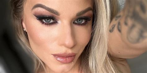 Annalisa Atomic Blonde Star Di OnlyFans Sulla Monogamia RDD