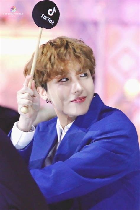 Jung Hoseok Golden Disc Awards Jung Hoseok Hoseok Bts J Hope