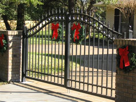 Residential Steel Fence Designs - Steel Fencing ManufacturersSteel Fencing Manufacturers