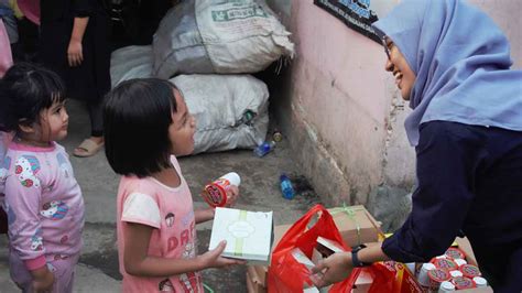 Gempita Ramadan Tebar Inspirasi Di Kampung Pemulung Pinang Ranti