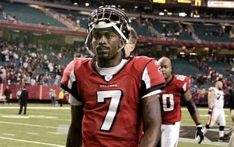Michael Vick Bio, Family, Career, Wife, Net Worth, Measurements