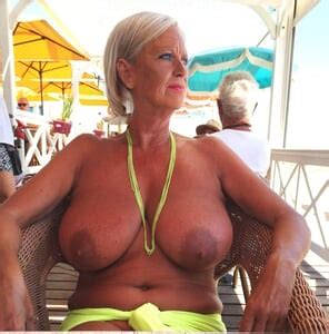 Mature MILF Wives And GIrlfriends V Matures Porn Pic