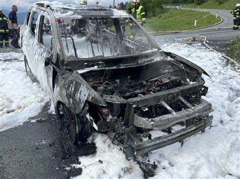 Gailtal Journal Mehrere Feuerwehren Im Einsatz Hybridfahrzeug Auf