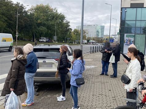 Auto Wjecha O Na Chodnik Gazeta Wroc Awska