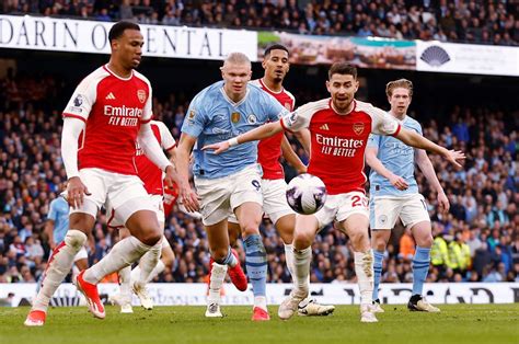 Hitung Hitungan Arsenal Juara Liga Inggris 2023 2024 Setelah Manchester