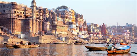 Golden Triangle Tour with Varanasi and Khajuraho @ Best Price