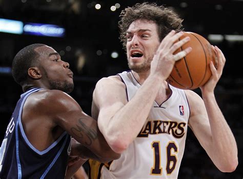 Un Doble Doble De Gasol Certifica Una Sufrida Victoria De Lakers Ante