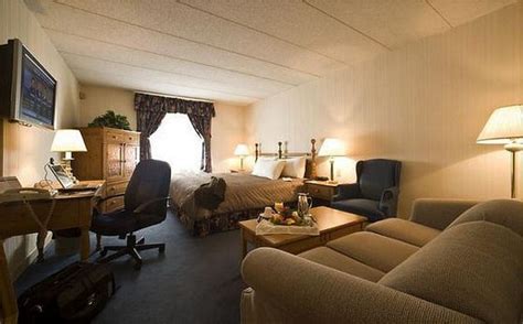 Westford Regency Inn - 2 Reviews - 219 Littleton Rd, Westford, MA ...