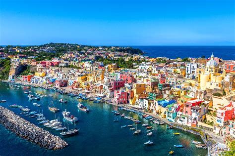 Le Isole Del Golfo Di Napoli Campania Italia