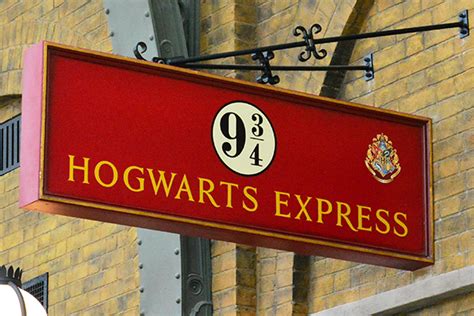 Hogwarts Express Universal to Islands of Adventure •Orlando Insider ...