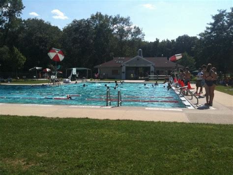 Bedford Village Pool - Swimming Pools - Grenwch Rd, Bedford, NY - Phone ...