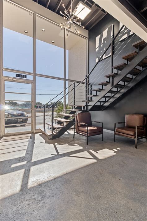 UPS Shipping and Printing Services at San Pedro Ave, San Antonio 22