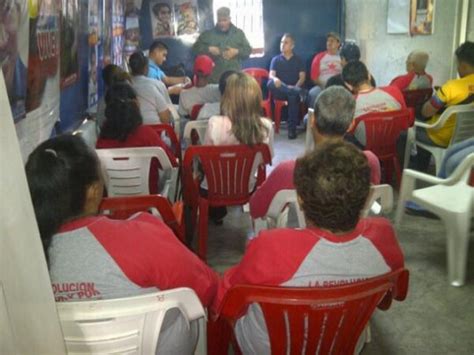 Comunidad de Altavista Catia debatió las 5 Líneas de Acción Política PSUV