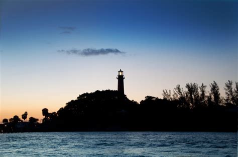 Sunset And Moonrise Tours - Jupiter Inlet Lighthouse & Museum