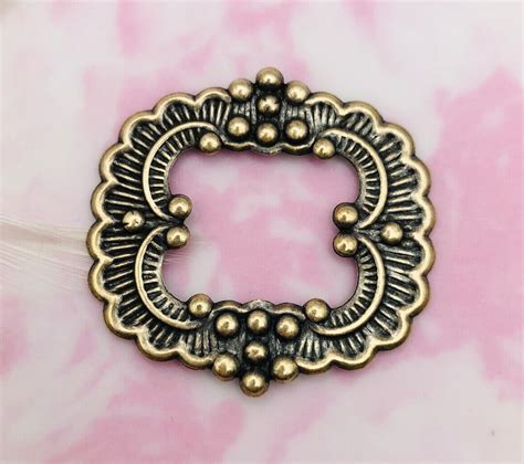 Antique Brass Small Frame Stamping Jewelry Ornament Findings Dd 016 Etsy