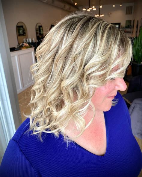 The sun is out & we are in full... - Magnolia Jane Salon | Facebook